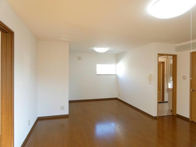 ハイツ入舟の居間・リビング