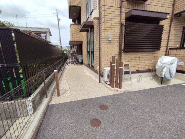 ラピス矢作のエントランス