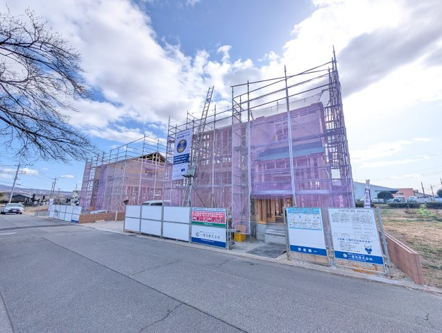 【外観】 | リーブルガーデン.S吉岡町第12下野田ー② | （建築中現地）明治小学校、吉岡中学校まで徒歩7分！