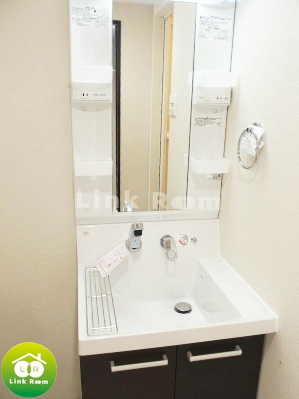 b'CASA立川の洗面所|参考写真