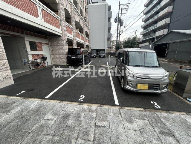 【駐車場】 | Luxe今里Ⅱ