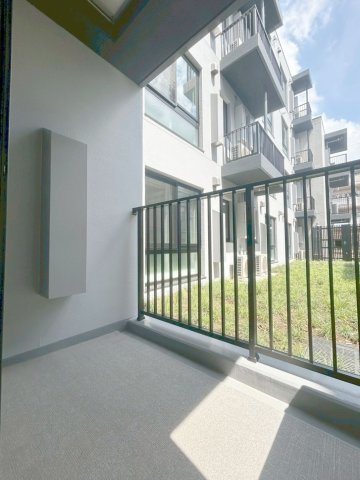 「防音マンション」クリオラモード新江古田サウンドテラスのバルコニー|バルコニーからの眺めを楽しみながら食事をしませんか
