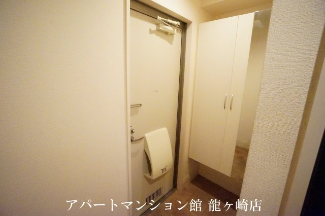 D-room住吉の玄関