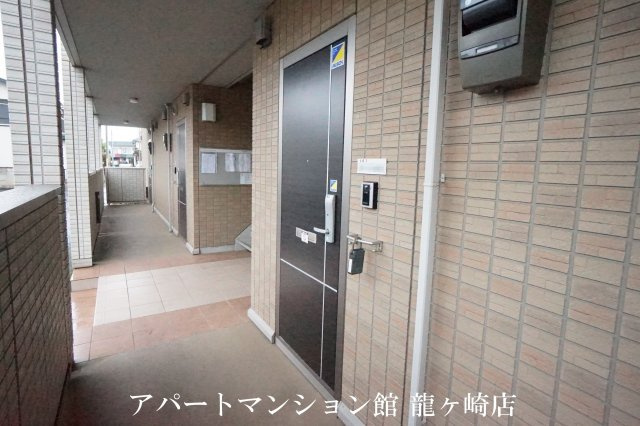 D-room住吉の玄関