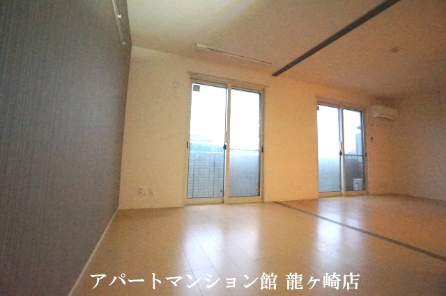 D-room住吉の洋室