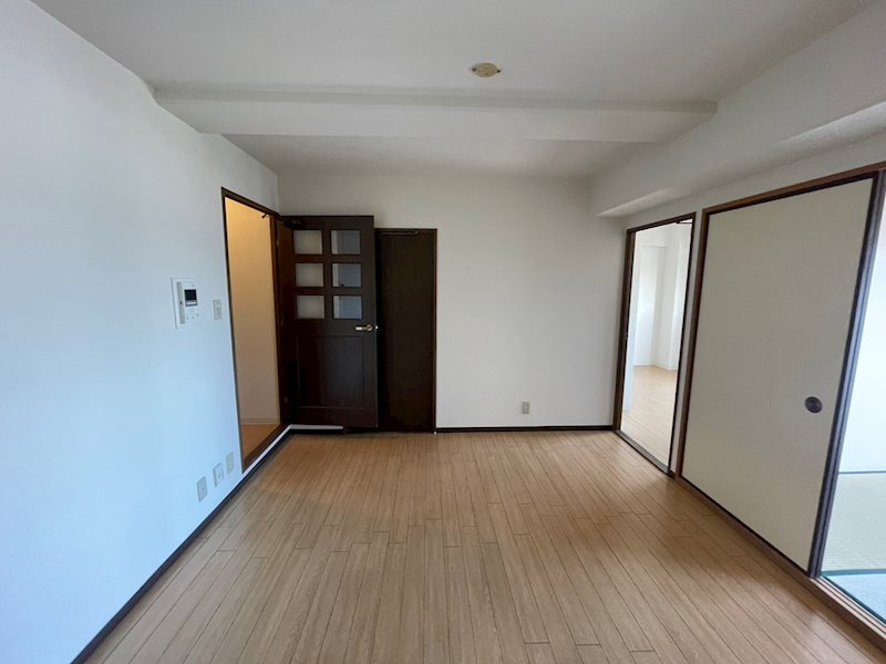 MOグロリーエイトの居間・リビング