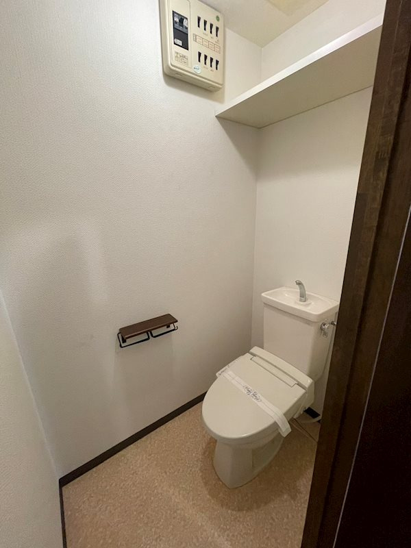 MOグロリーエイトのトイレ