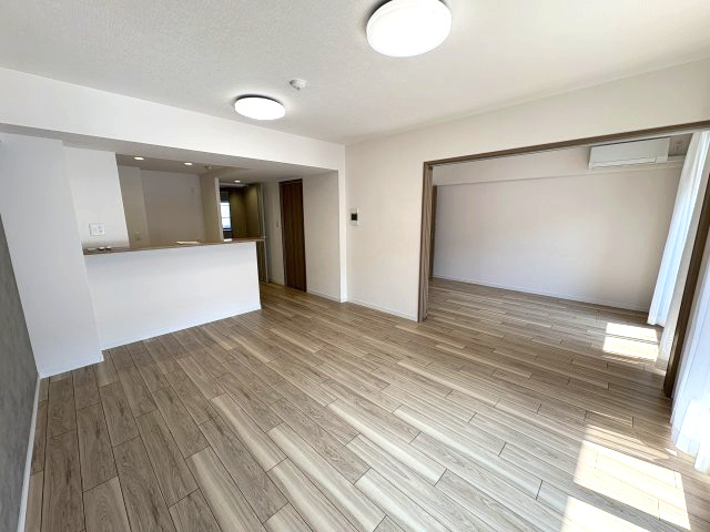 ルイシャトレ戸田公園プロッシモの居間・リビング