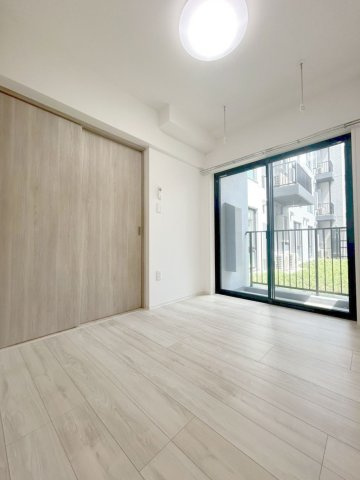 「防音マンション」クリオラモード新江古田サウンドテラスの内装|使い勝手のいい寝室です