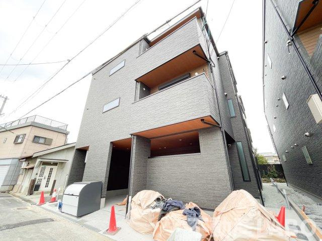 セレニティ加美南A棟の外観