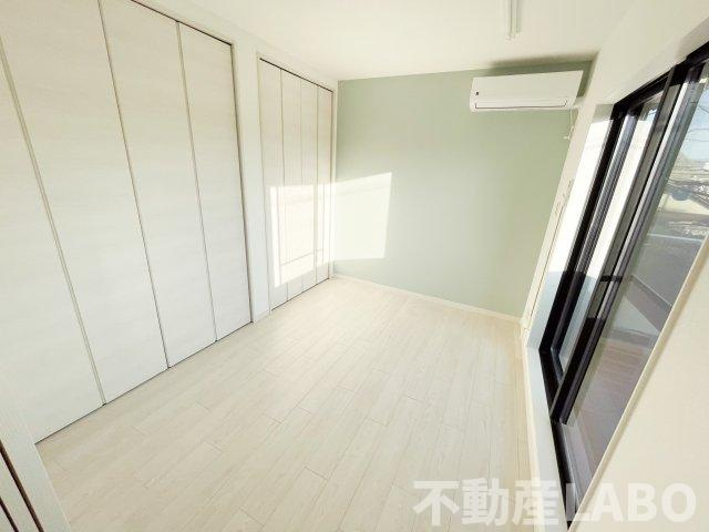 セレニティ加美南A棟の洋室