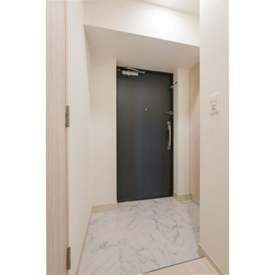 【玄関】 | コンフォリア・リヴ豊洲キャナル | 明るい玄関です