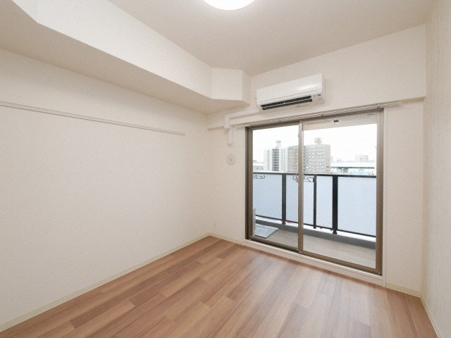 プレサンスOSAKA DOMECITYスクエアの居間・リビング