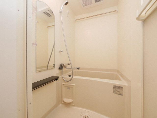 プレサンスOSAKA DOMECITYスクエアの浴室