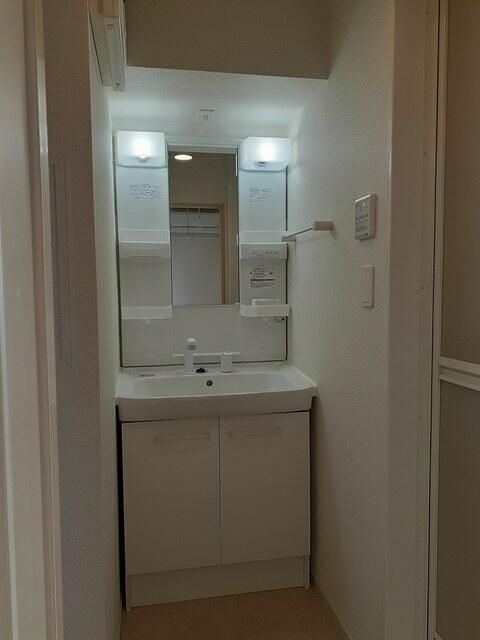 スカイレオの独立洗面台