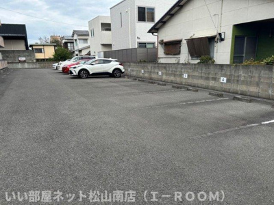 【駐車場】 | エスト･クレールⅡ