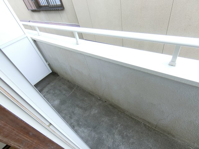 メゾネット可美のバルコニー