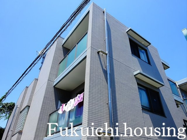 グラントレゾール明大前の外観