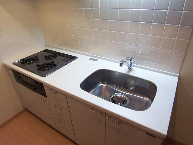 グラントレゾール明大前のキッチン