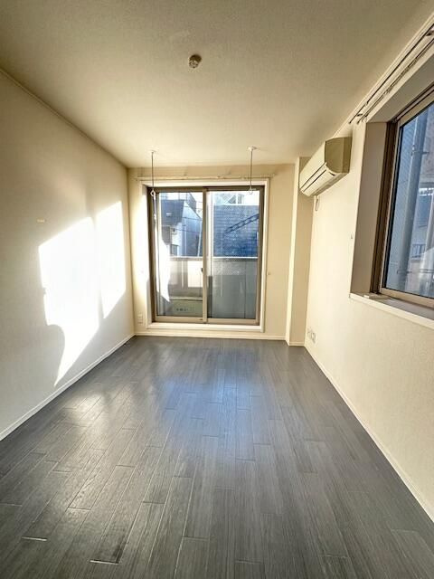 Y’s Reveの居間・リビング