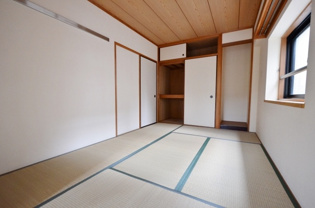 ジュエルコート甲子園口2の和室