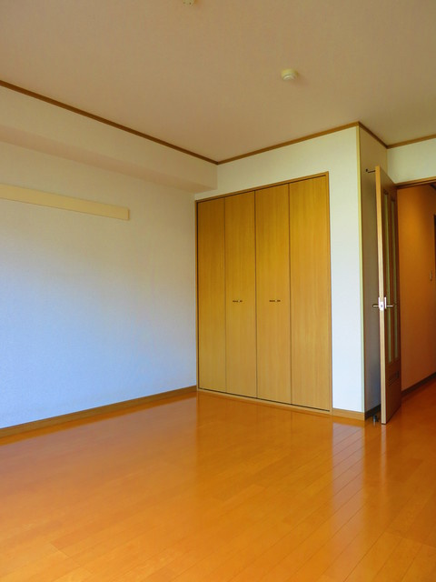 サンコートアクシスの居間・リビング