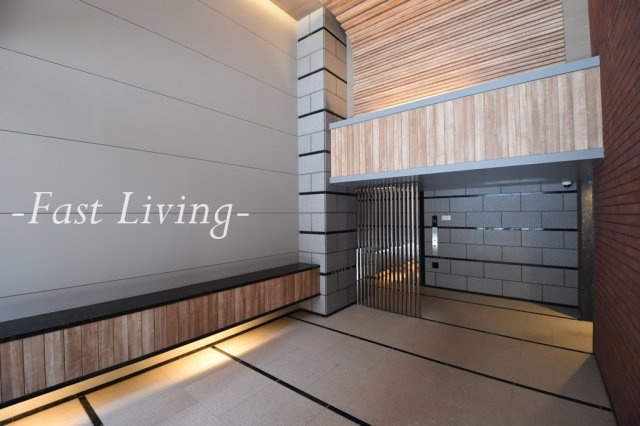 レーヴマニフィック本郷のロビー