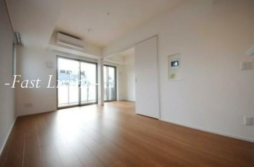 レーヴマニフィック本郷の居間・リビング