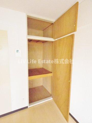 小平市鈴木町２丁目の賃貸マンションの収納