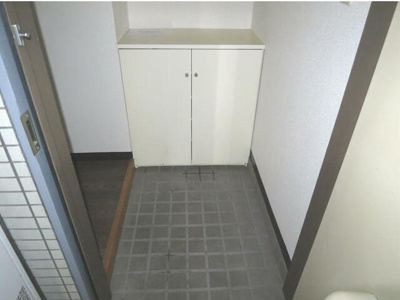 【玄関】 | オークヒルズ | シューズボックス完備の玄関です