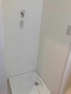 さんくれーる茨木 A棟のランドリースペース|洗濯パン