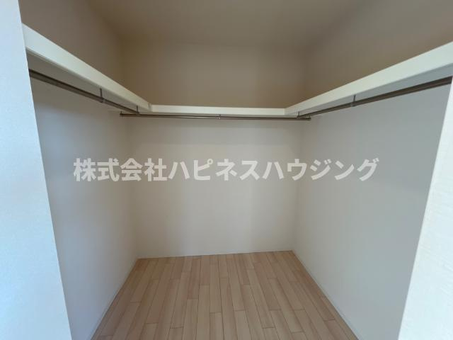 エピナール南流山の収納|ウォークインクローゼット
