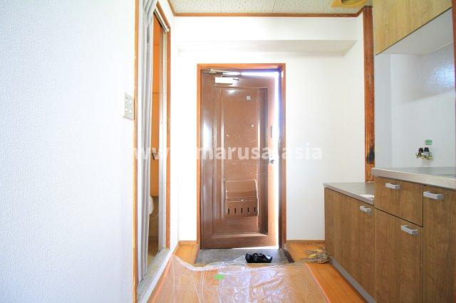 赤木コーポの玄関