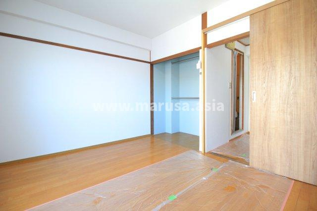 赤木コーポの洋室