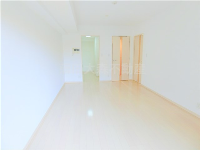 レジデンス新蒲田スクエアの居間・リビング|LD