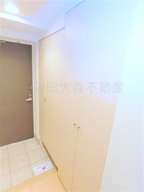 レジデンス新蒲田スクエアの玄関