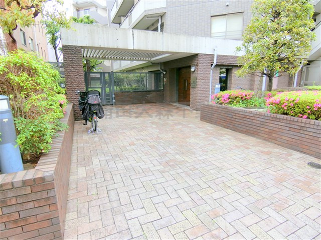 レジデンス新蒲田スクエアの外観