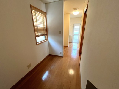 【その他】 | 中古一戸建　高知市春野町南ヶ丘８丁目 | １階ホール