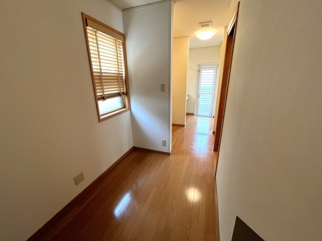 【その他】 | 中古一戸建　高知市春野町南ヶ丘８丁目 | １階ホール
