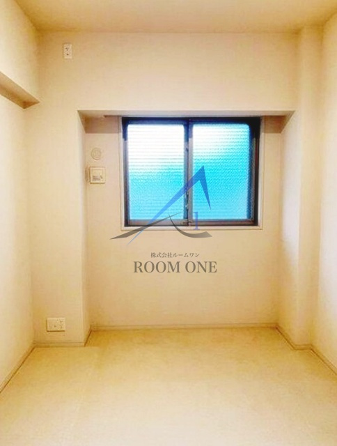 プラウド志村坂上ディアージュの居間・リビング|洋室のお部屋です。