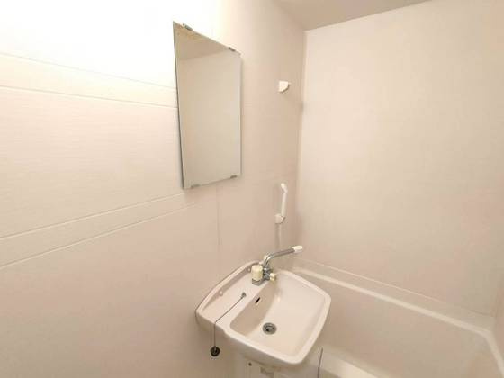 京橋森野ビルの浴室