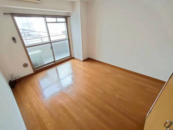 京橋森野ビルの居間・リビング