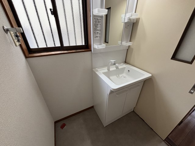 沖本貸家　Ａ棟の洗面所