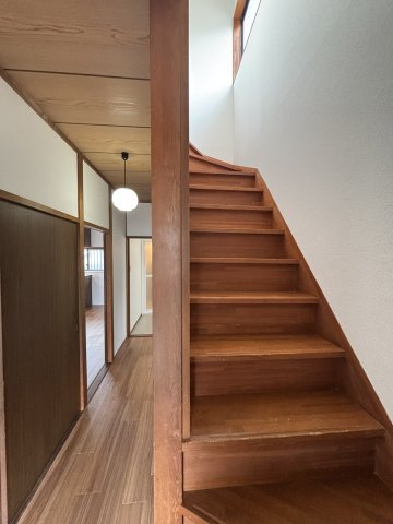 沖本貸家　Ａ棟の内装