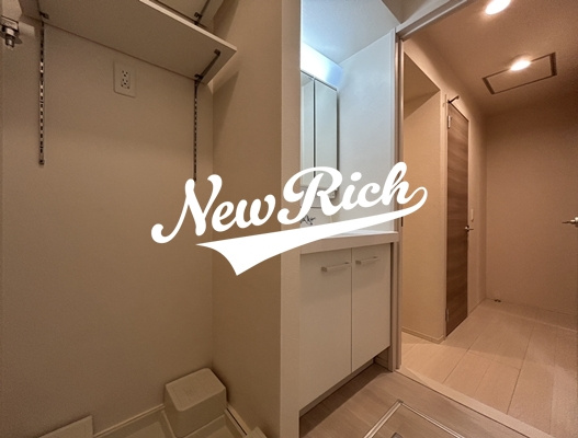 伊勢崎市宮子町のアパートの独立洗面台