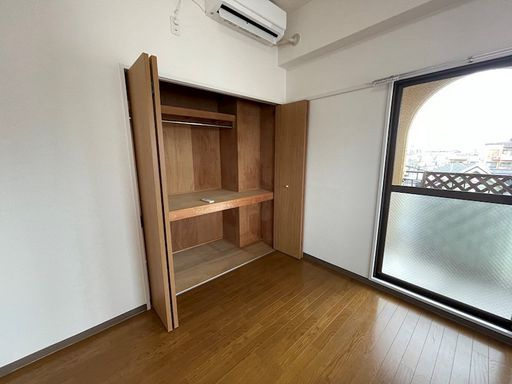 オズ・フラッツ本山の収納