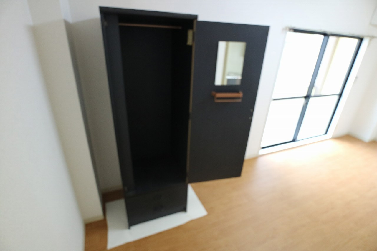 三景マンションの居間・リビング