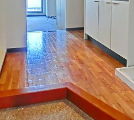 ドゥーエ浅草橋の玄関