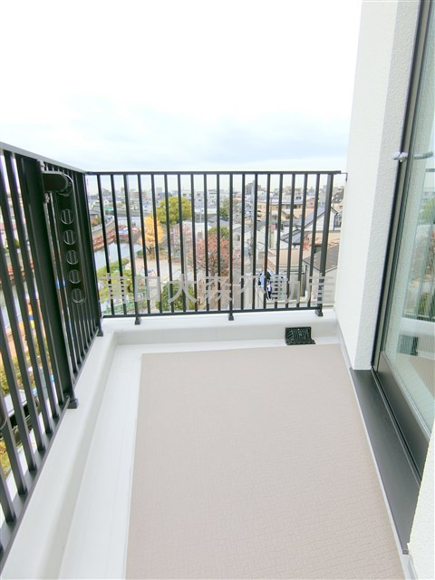 The Aigrette Minami-Kamataのバルコニー|バルコニー