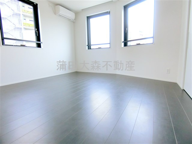 The Aigrette Minami-Kamataの居間・リビング